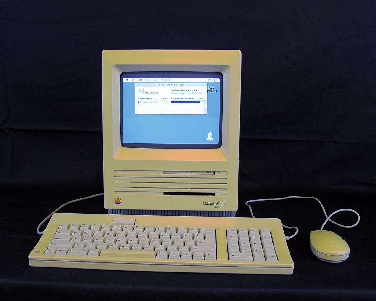 Apple Macintosh SE