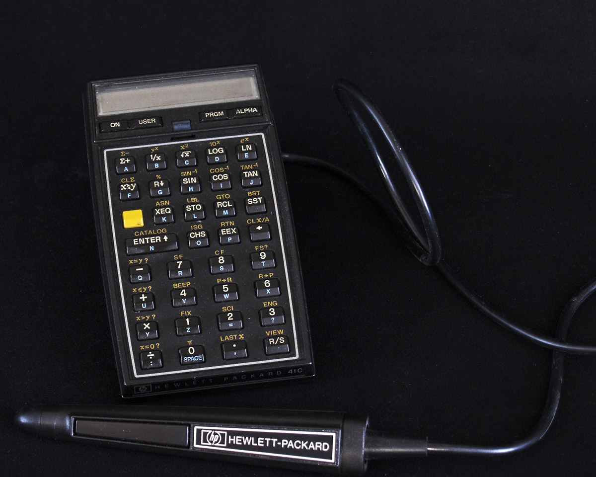 HP-41C calculator with barcode reader